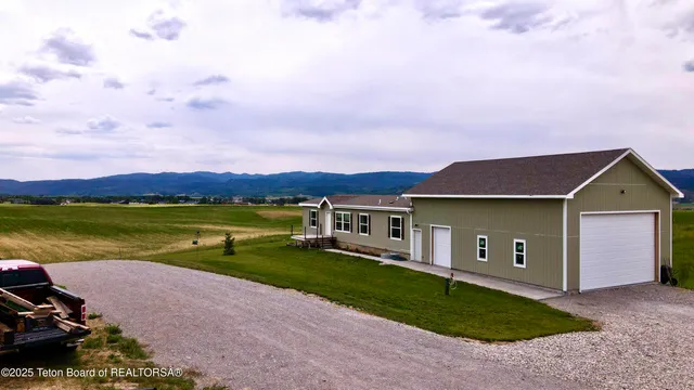 $819,000 | 36 Ruckus Road, Freedom, WY 83120