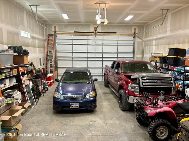 $819,000 | 36 Ruckus Road, Freedom, WY 83120