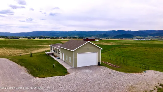 $819,000 | 36 Ruckus Road, Freedom, WY 83120