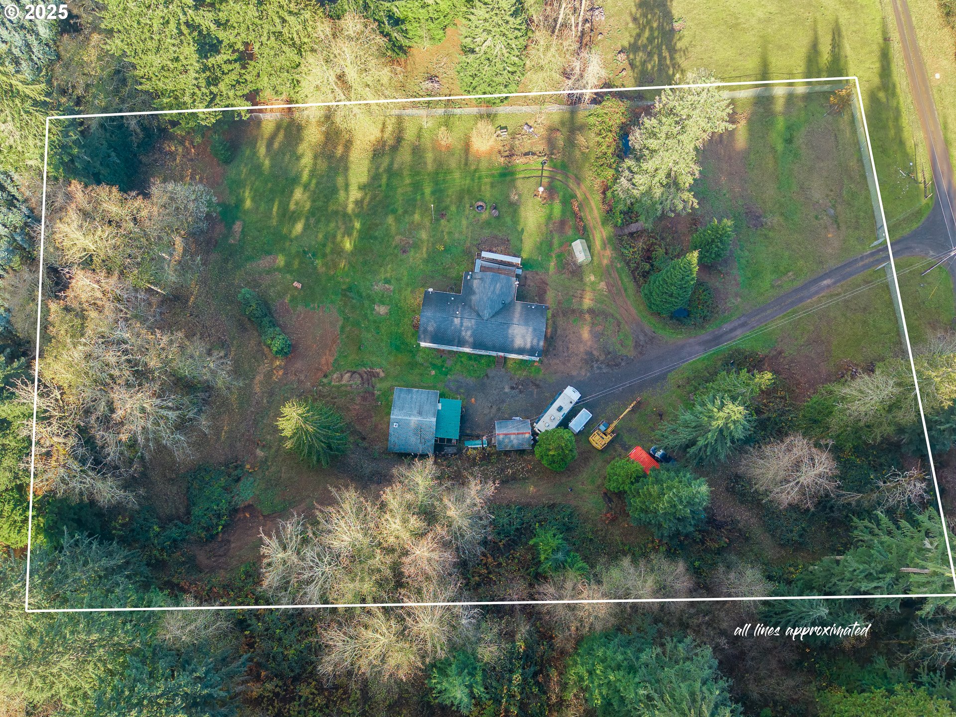 44300 Southeast Sandercock Lane Sandy, OR 97055 - Photo 41 of 48 a bathroom with a small yard