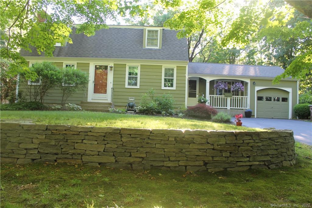 13 Dean Road East Lyme, CT 06333 - Photo 1 of 1