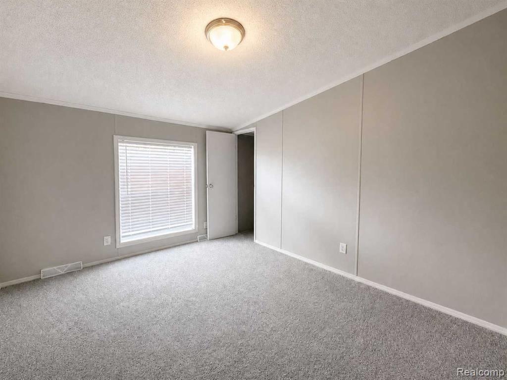 2183 Water Ridge Drive Newport, MI 48166 - Photo 21 of 24