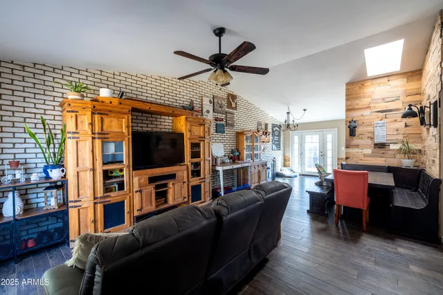 $310,000 | 5209 West Palo Verde Avenue, Glendale, AZ 85302