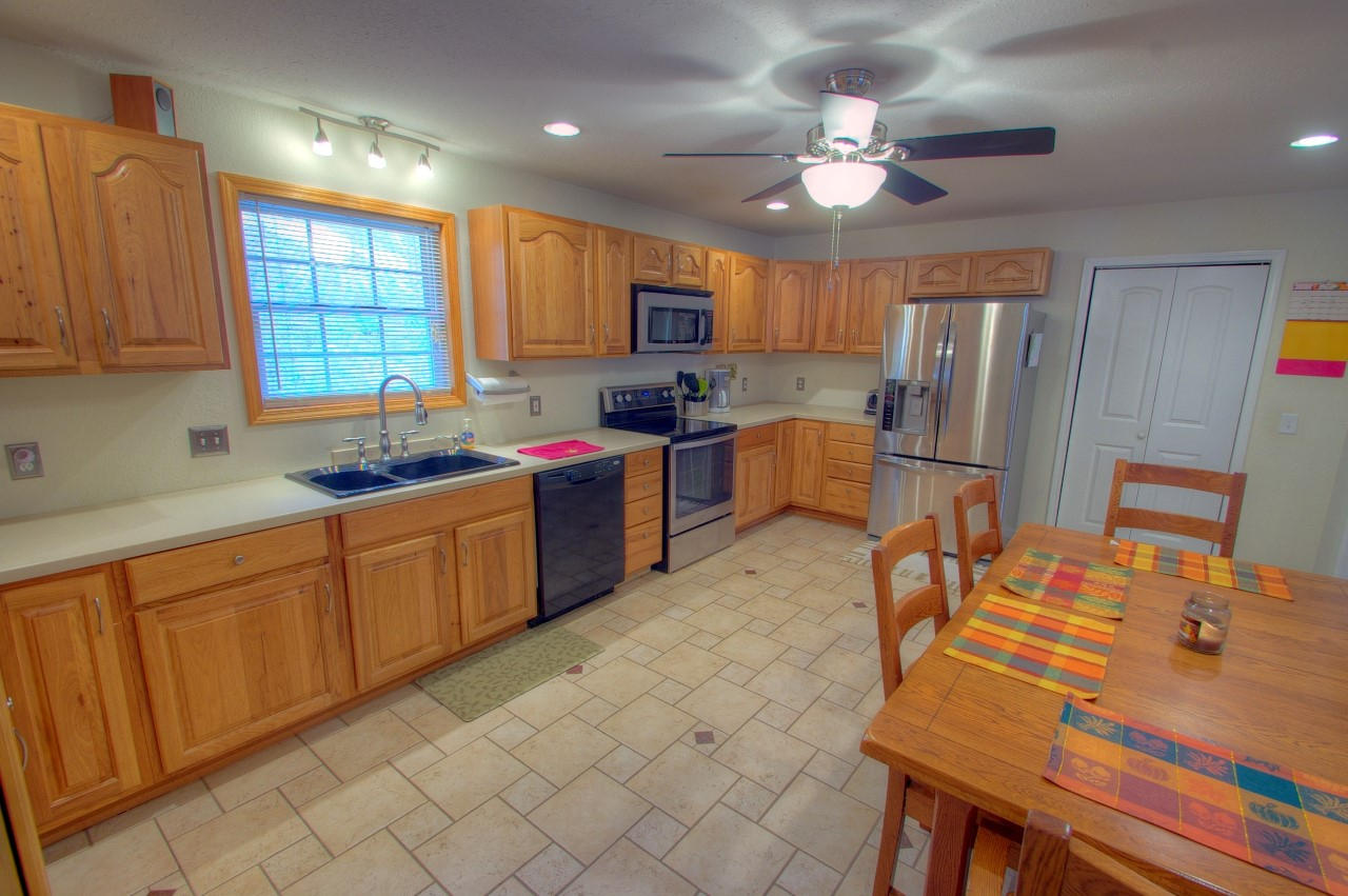 255 Green Valley Road Newport, TN 37821 - Photo 11 of 33 Kitchen