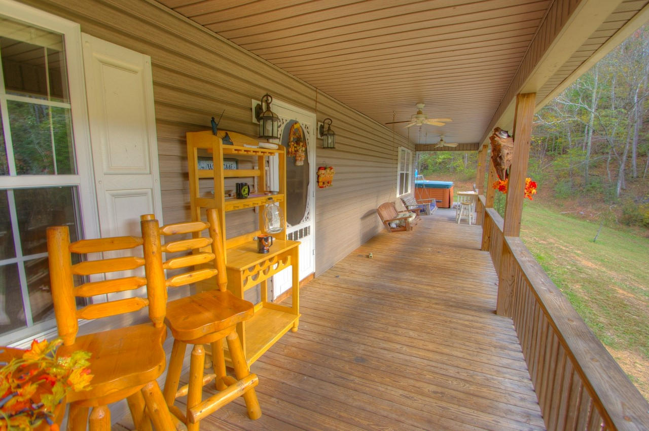 255 Green Valley Road Newport, TN 37821 - Photo 27 of 33 Porch