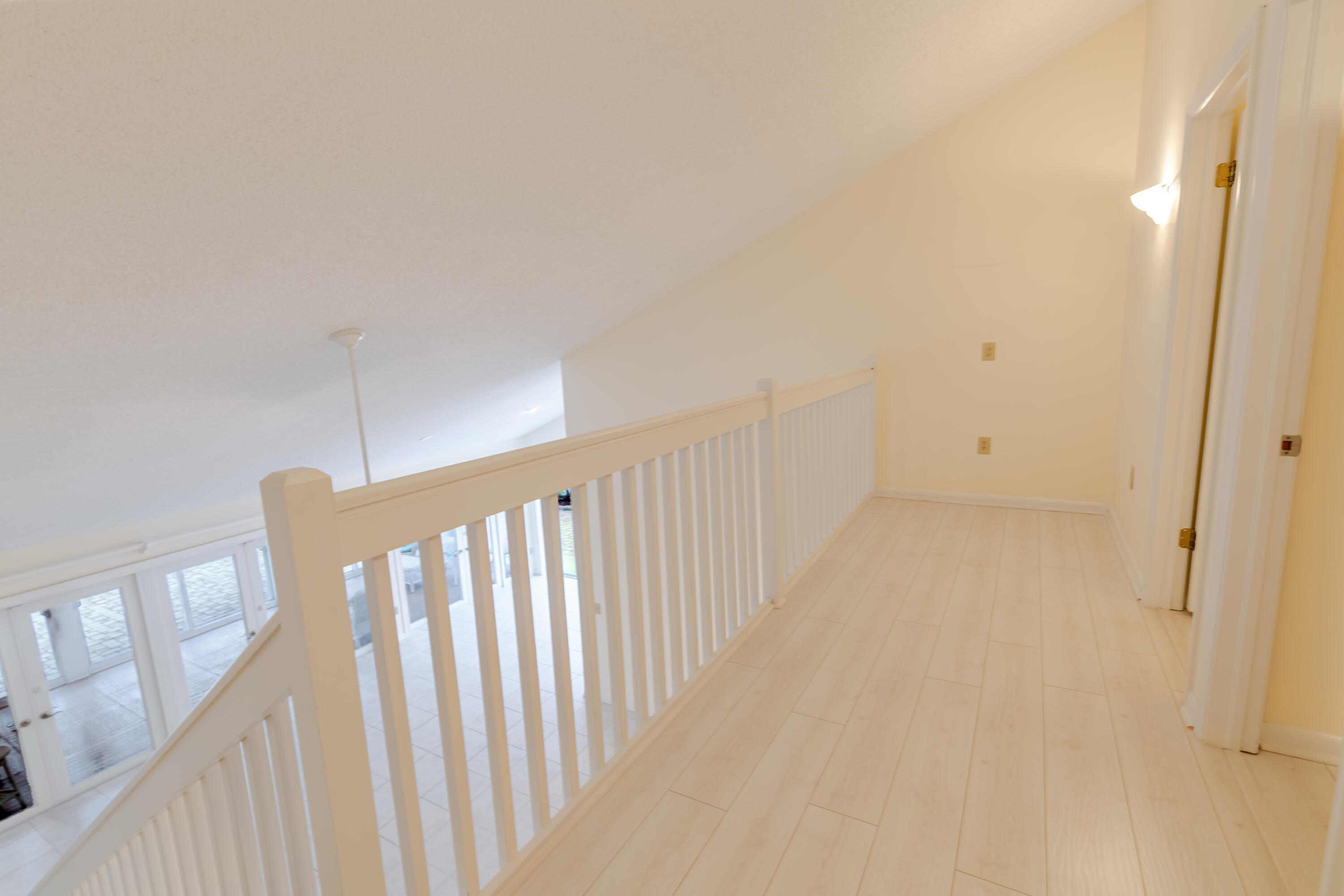 114 Beach Summit Court Jupiter, FL 33477 - Photo 62 of 97 56 Upstairs - Hall