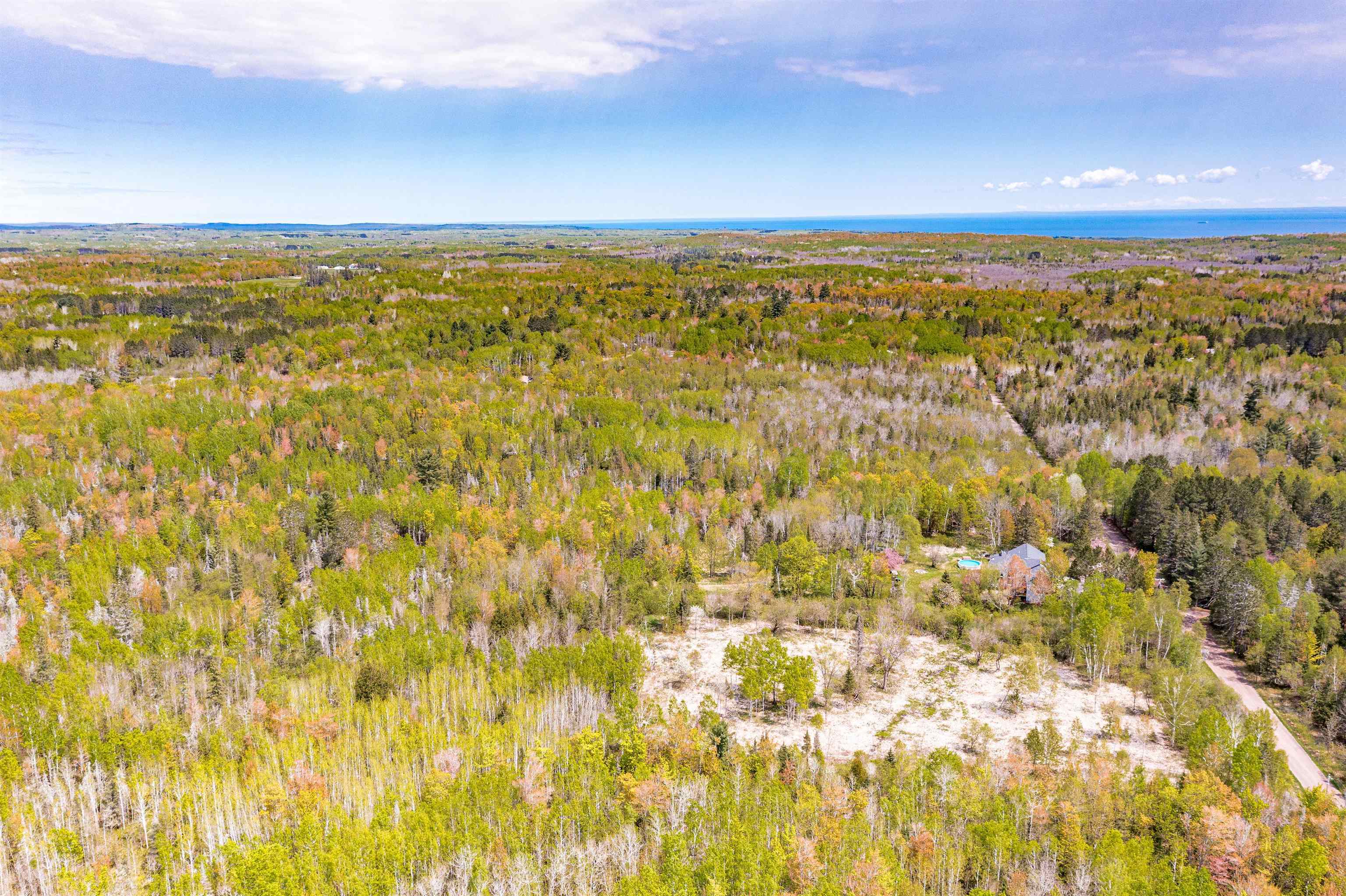 30-xx Whiteside Road Duluth, MN 55804 - Photo 4 of 12 Drone / aerial view of a forest