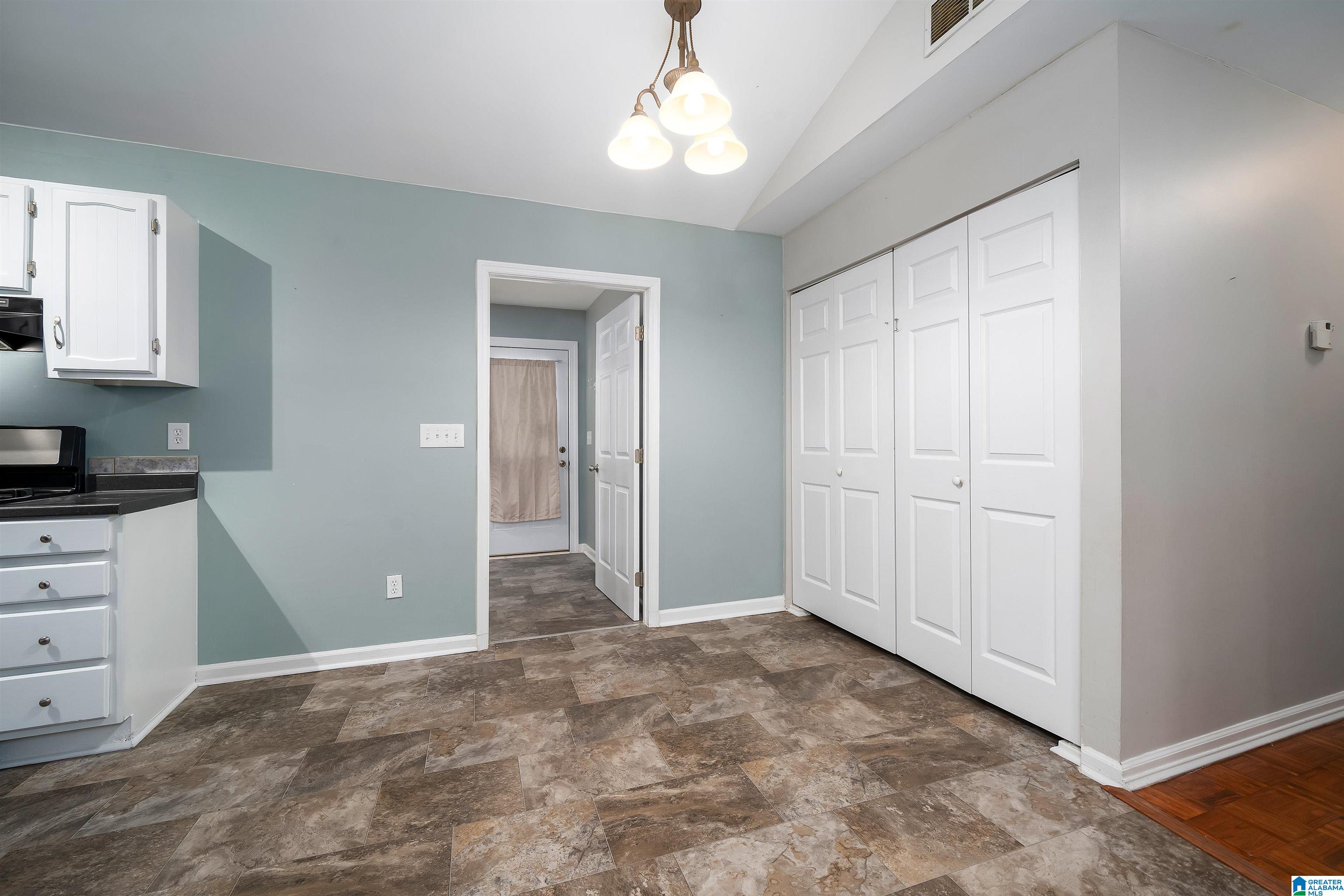6257 Renda Circle Pinson, AL 35126 - Photo 9 of 25