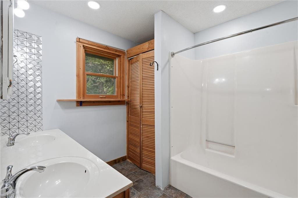 17052 Dempsey Road Leavenworth, KS 66048 - Photo 23 of 33 Gallery Image 23