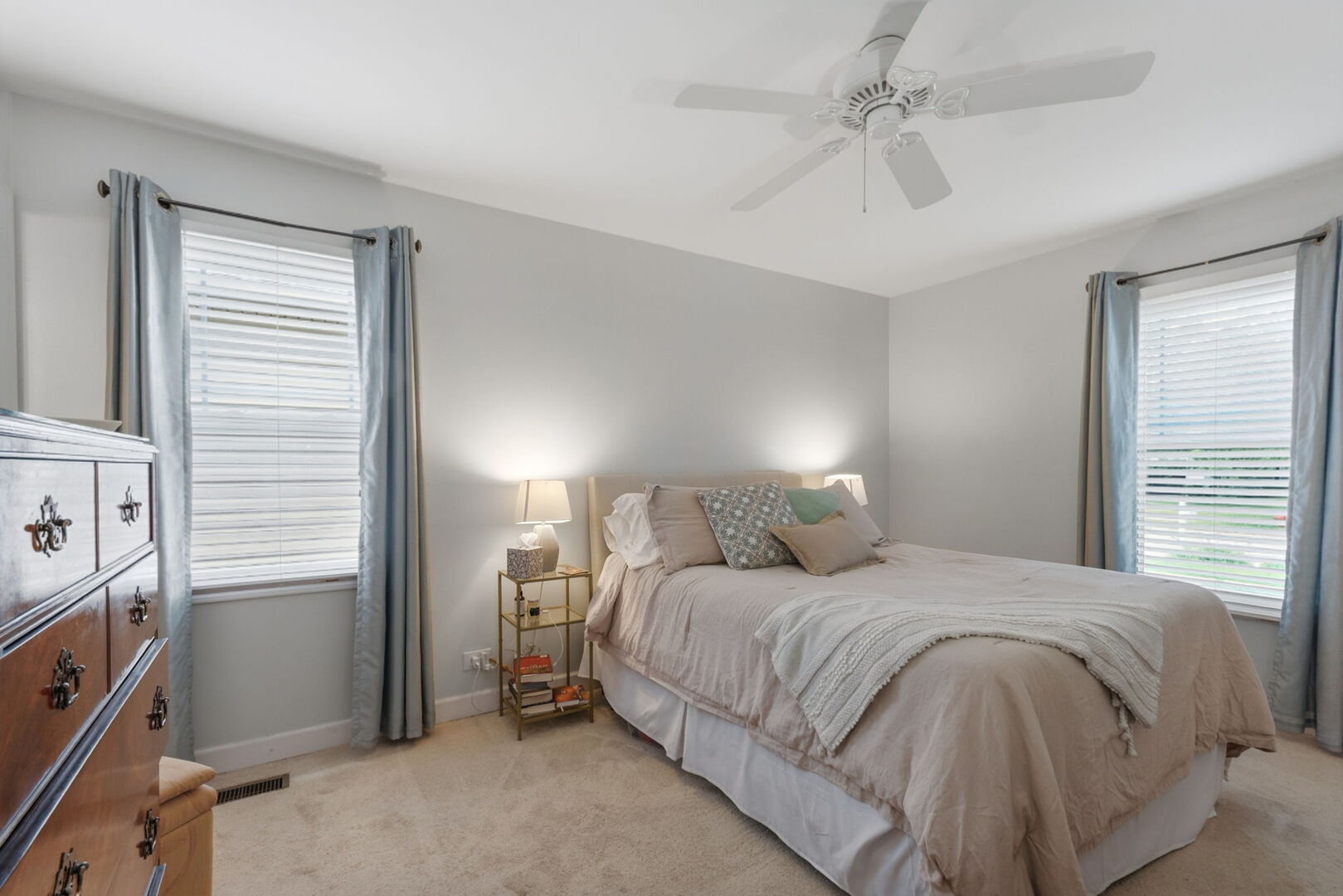 458 Nantucket Road Naperville, IL 60565 - Photo 10 of 21