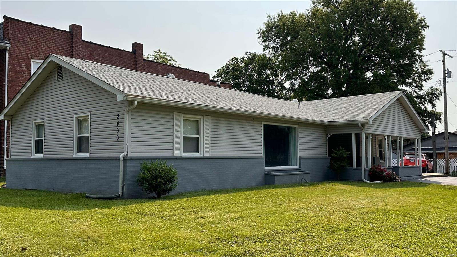 2400 Edison Avenue Granite City, IL 62040 - Photo 2 of 28