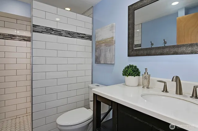 $769,500 | 12330 Southeast 204th Street, Kent, WA 98031