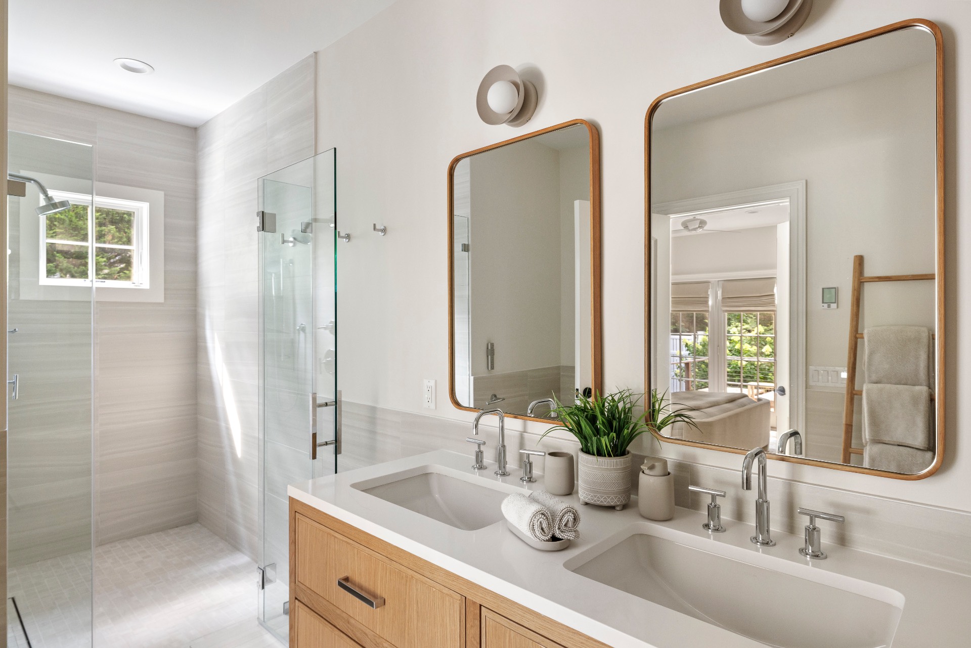 178 Kings Point Road East Hampton, NY 11937 - Photo 14 of 38