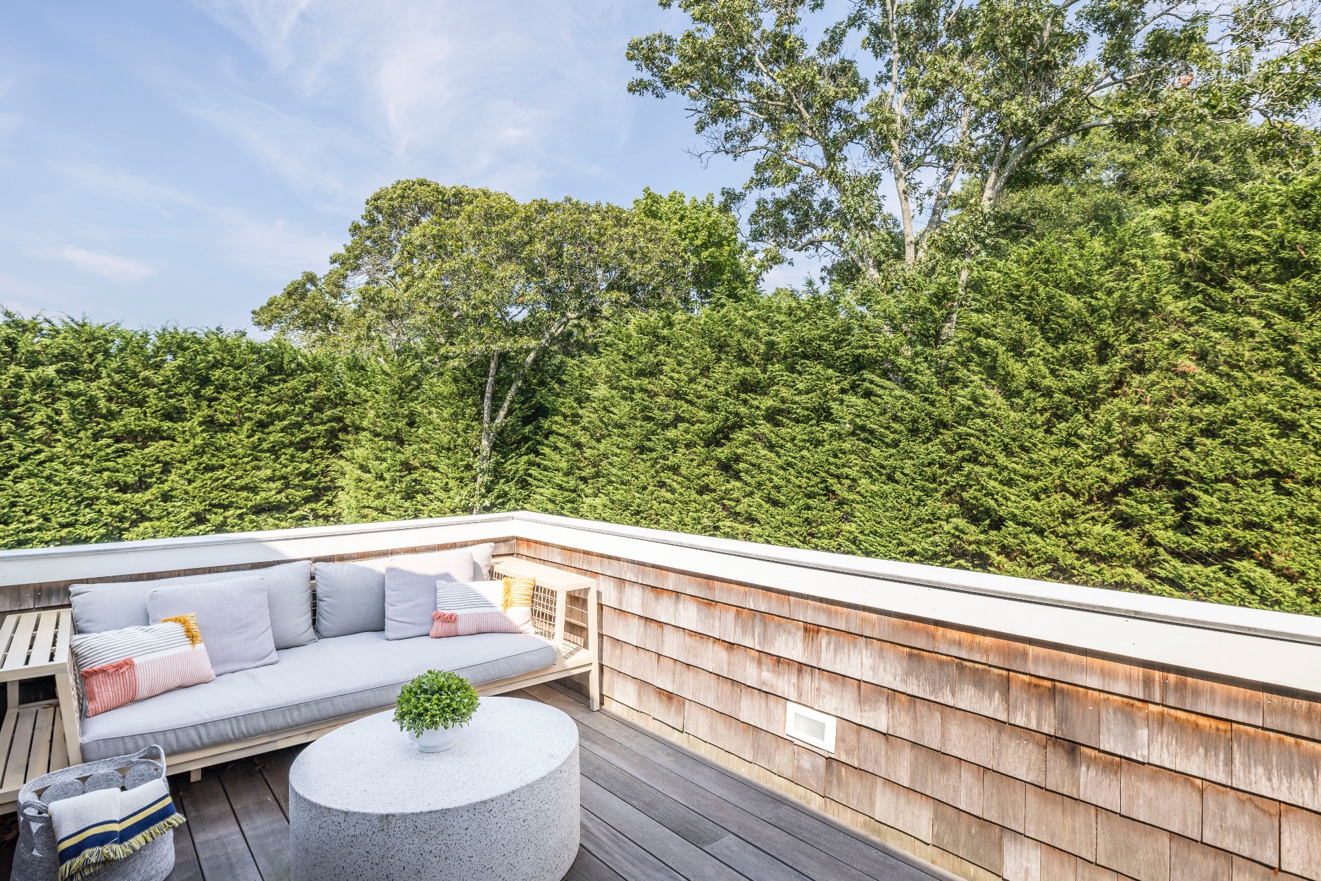 178 Kings Point Road East Hampton, NY 11937 - Photo 17 of 38