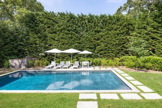 $75,000 | 178 Kings Point Road, East Hampton, NY 11937