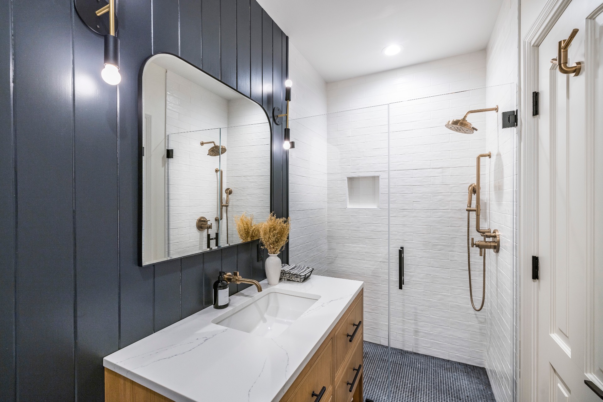 178 Kings Point Road East Hampton, NY 11937 - Photo 22 of 38