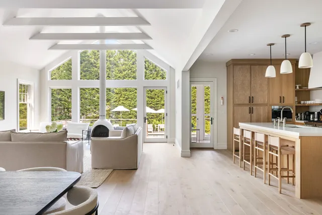 $75,000 | 178 Kings Point Road, East Hampton, NY 11937