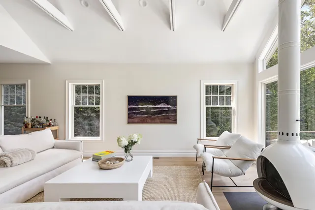 $75,000 | 178 Kings Point Road, East Hampton, NY 11937