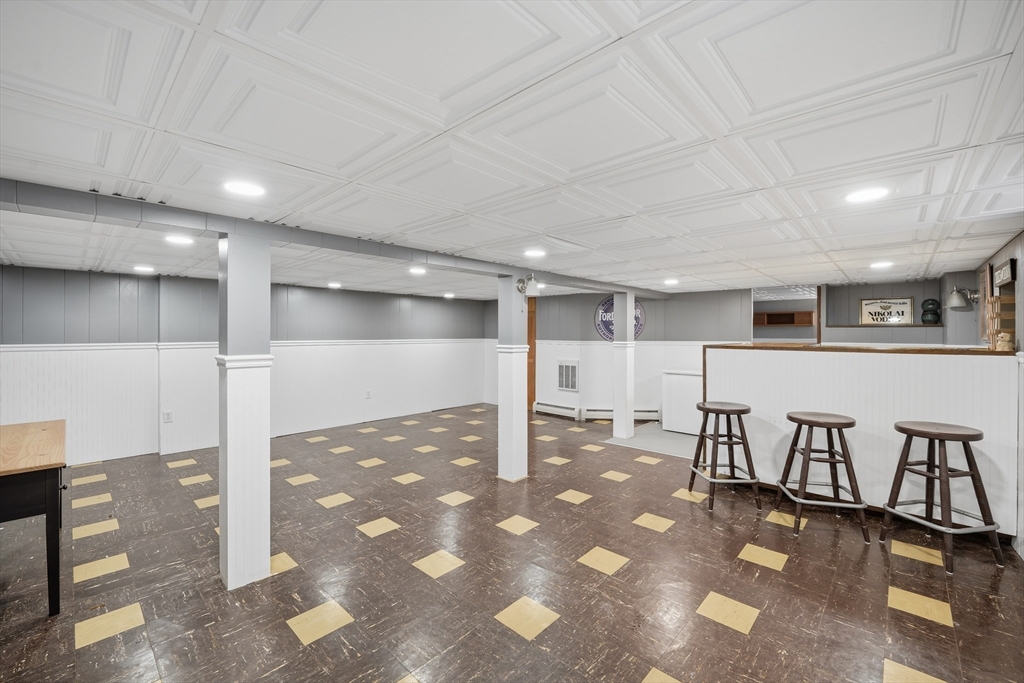 52 Falmouth Road Chicopee, MA 01020 - Photo 26 of 32