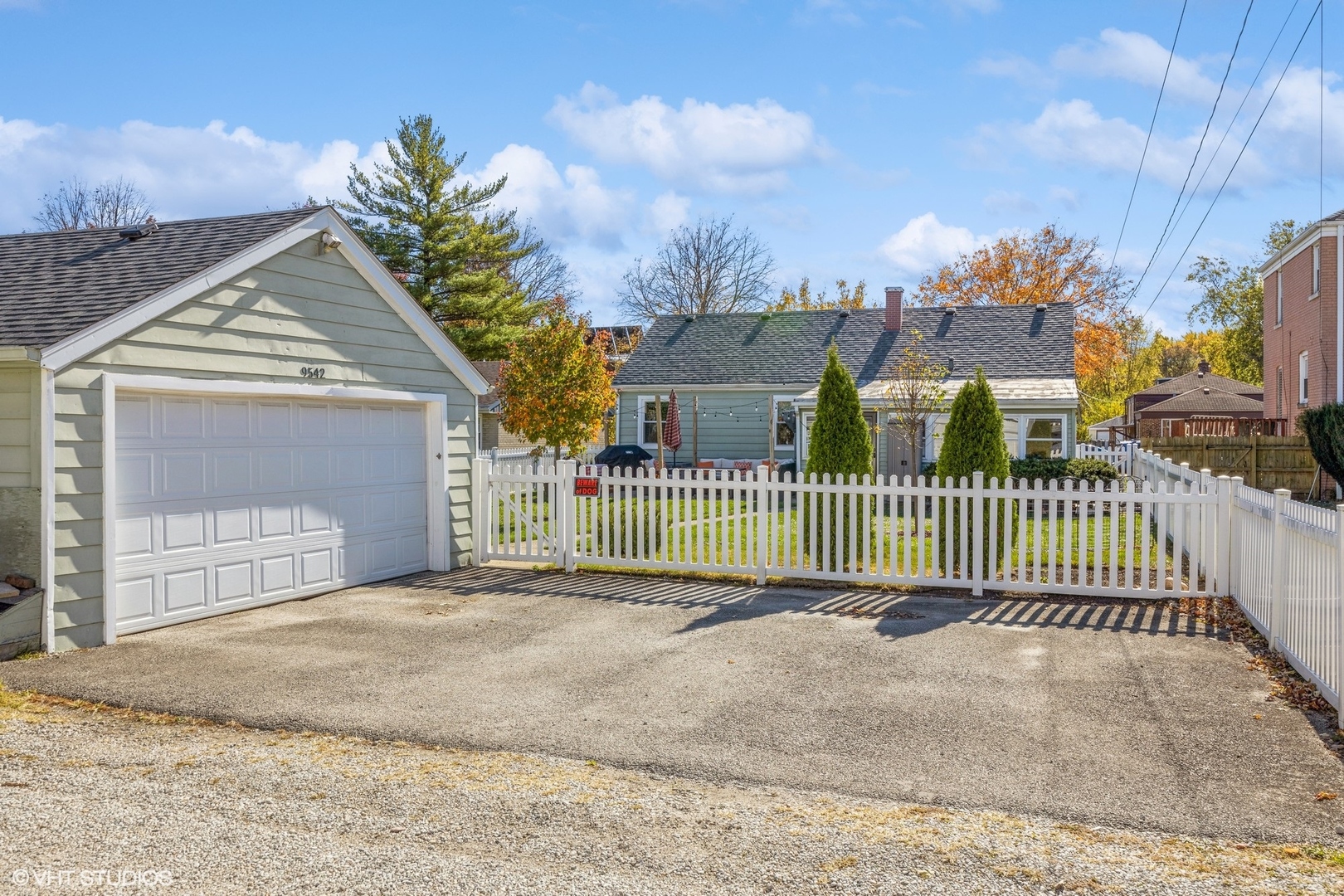 9542 Monroe Avenue Brookfield, IL 60513 - Photo 18 of 21 a view of a wrought iron fences in front of house