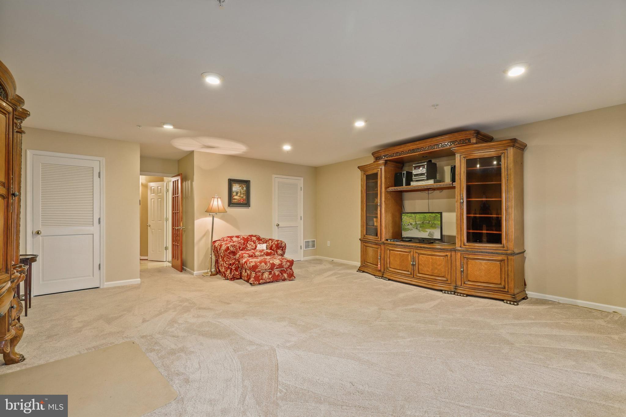 14018 Rockingham Road Germantown, MD 20874 - Photo 28 of 36 Gallery Image 28