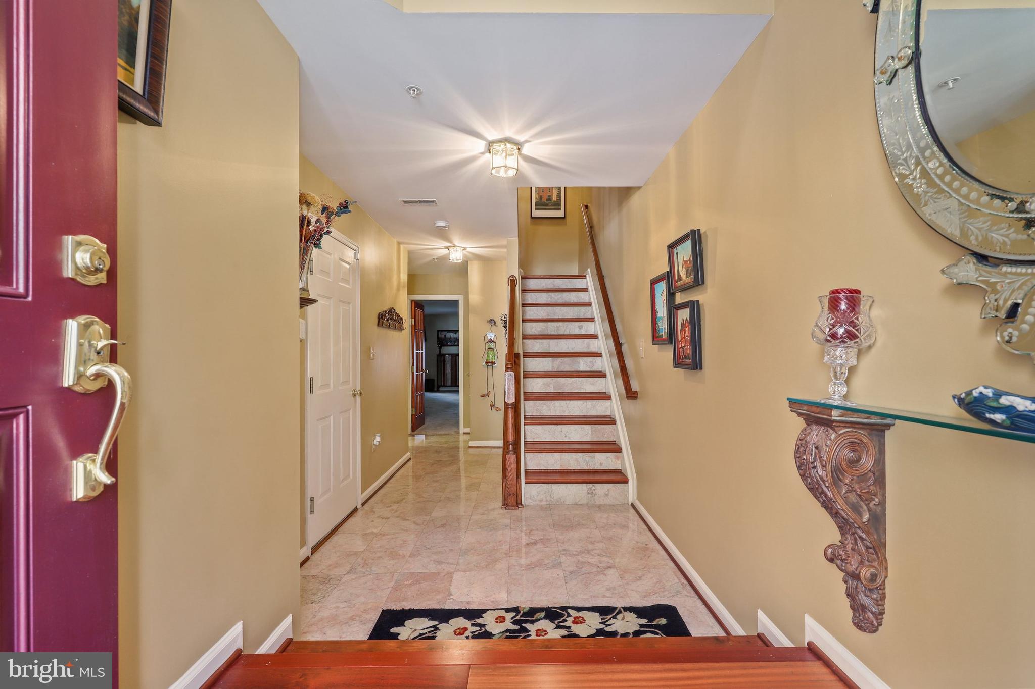 14018 Rockingham Road Germantown, MD 20874 - Photo 4 of 36 Gallery Image 4