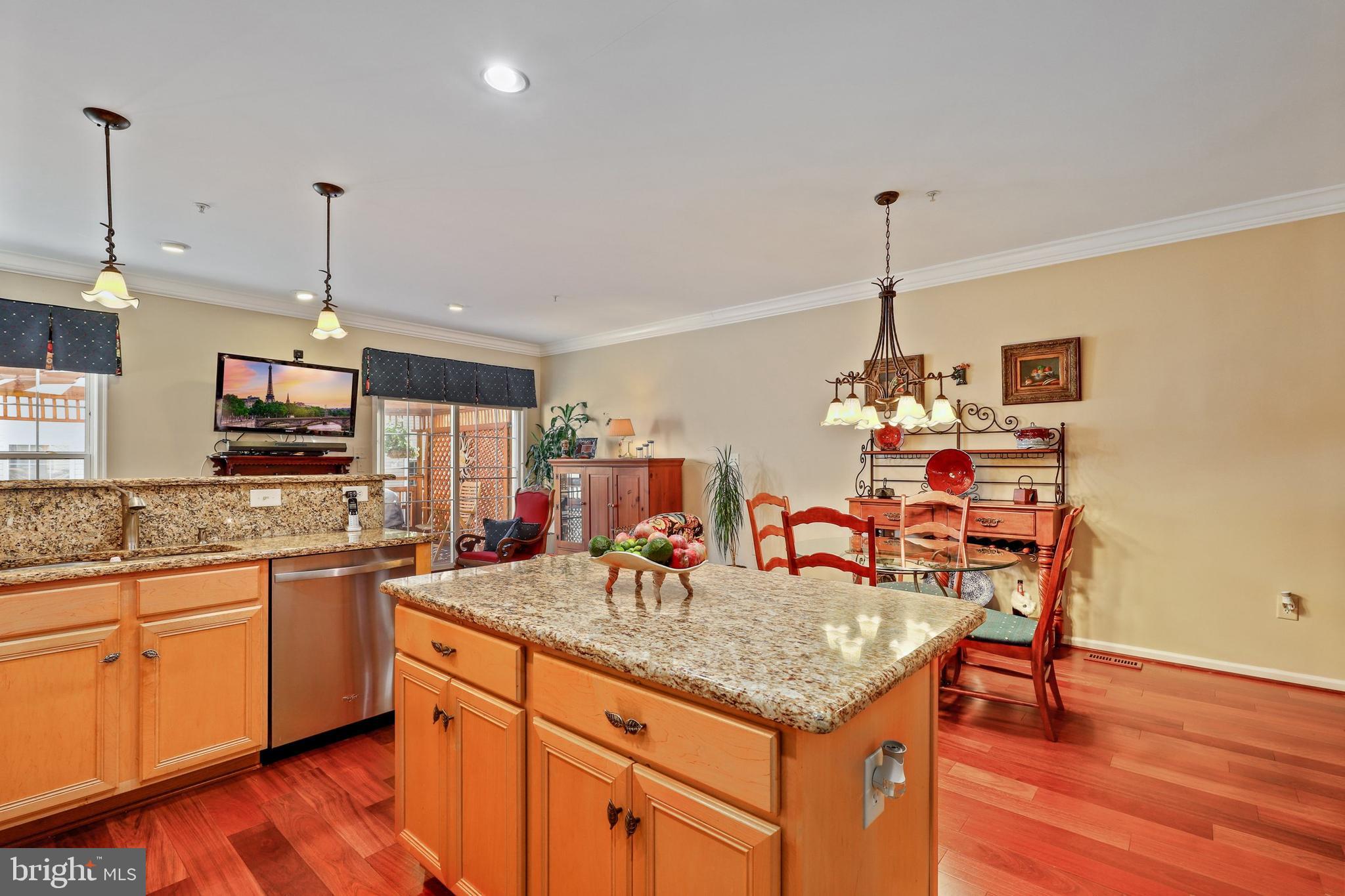 14018 Rockingham Road Germantown, MD 20874 - Photo 9 of 36 Gallery Image 9