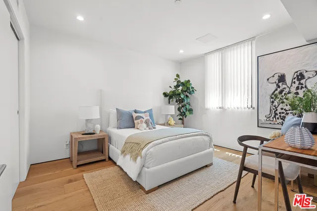 $11,000 | 11706 Charnock Road, Los Angeles, CA 90066