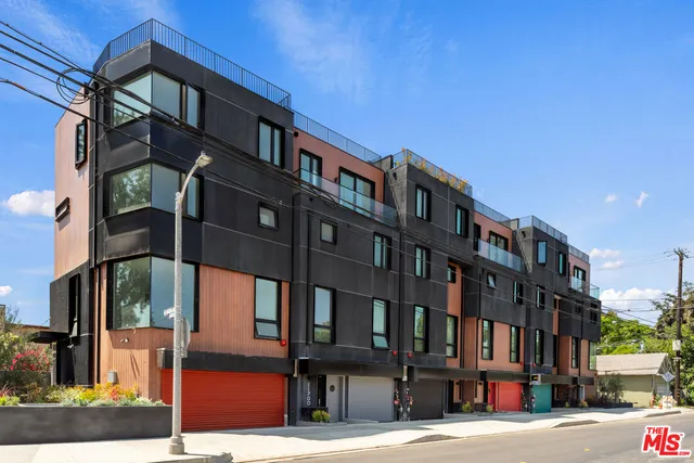 $11,000 | 11706 Charnock Road, Los Angeles, CA 90066