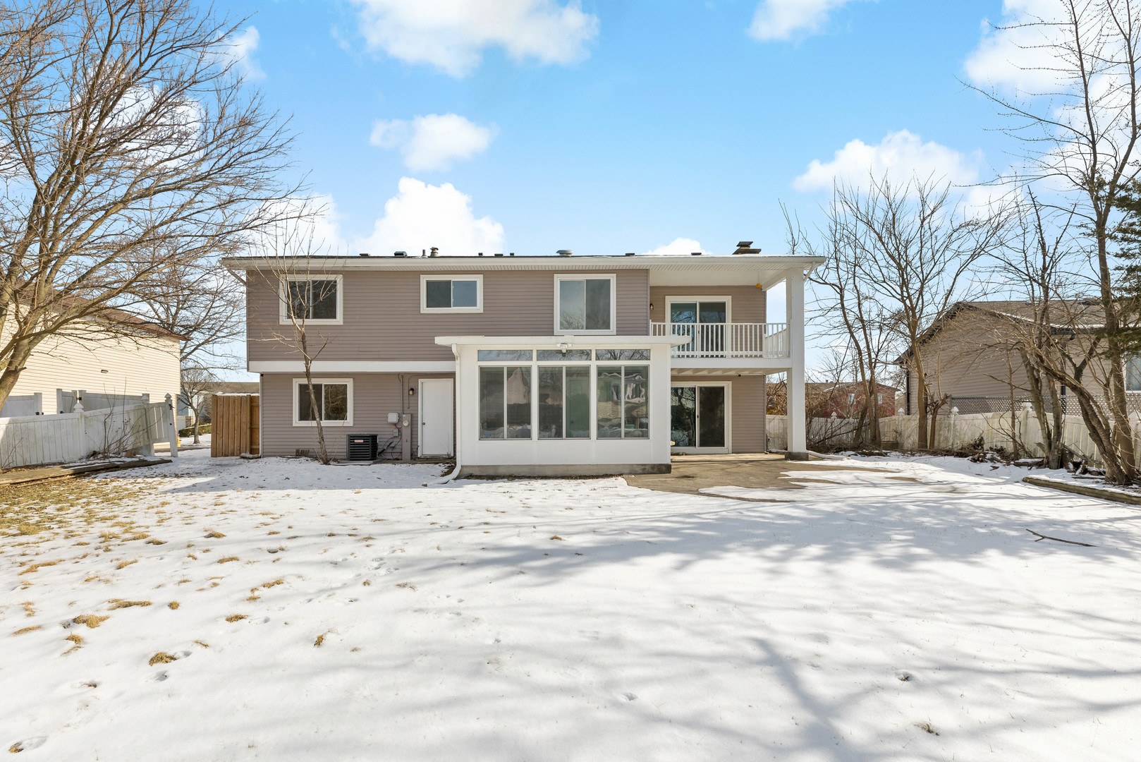 58 Cloverleaf Road Matteson, IL 60443 - Photo 19 of 19 a front view of a house with a yard