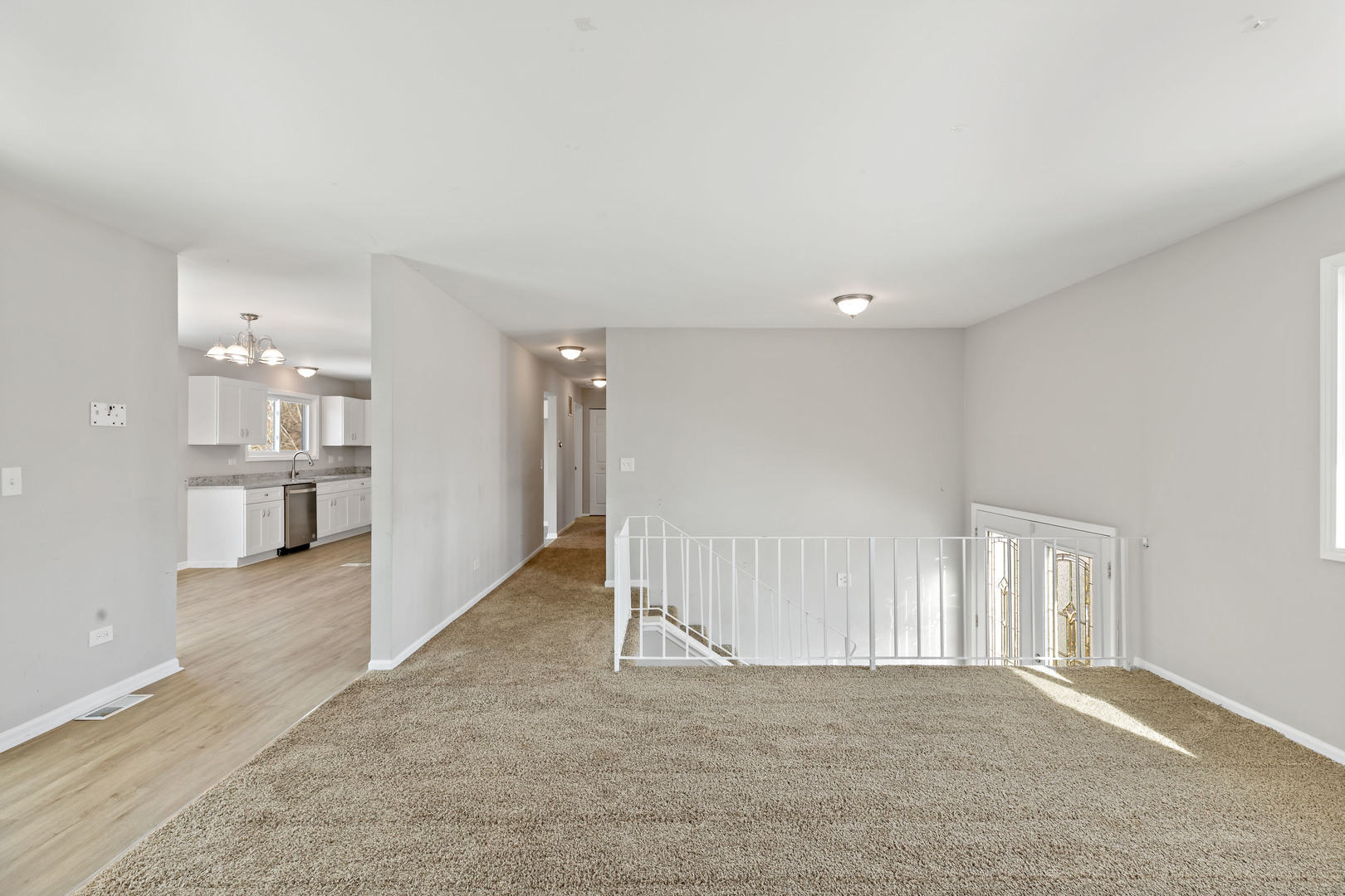 58 Cloverleaf Road Matteson, IL 60443 - Photo 2 of 19