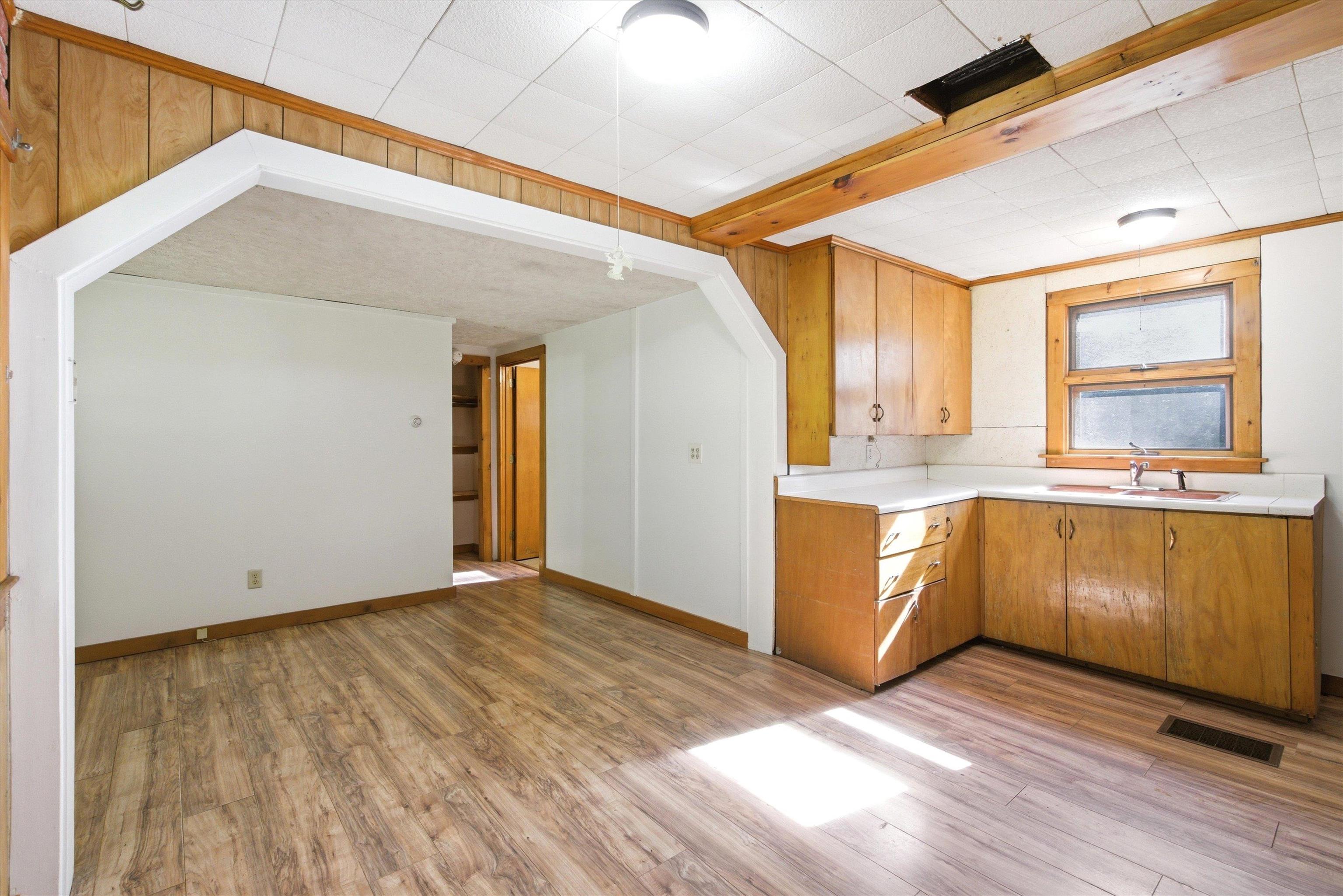 48 Mountain Road Bennington, NH 03442 - Photo 13 of 46
