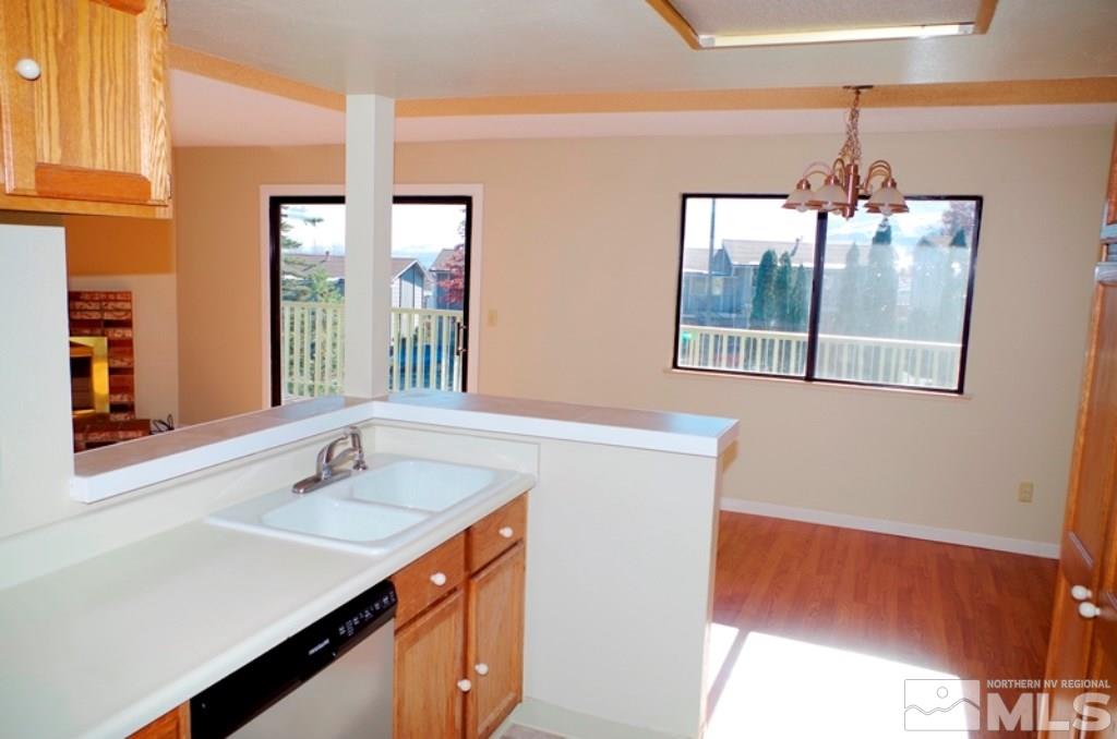 3720 Christopher Circle Reno, NV 89503 - Photo 7 of 24 a bathroom with a sink and a mirror