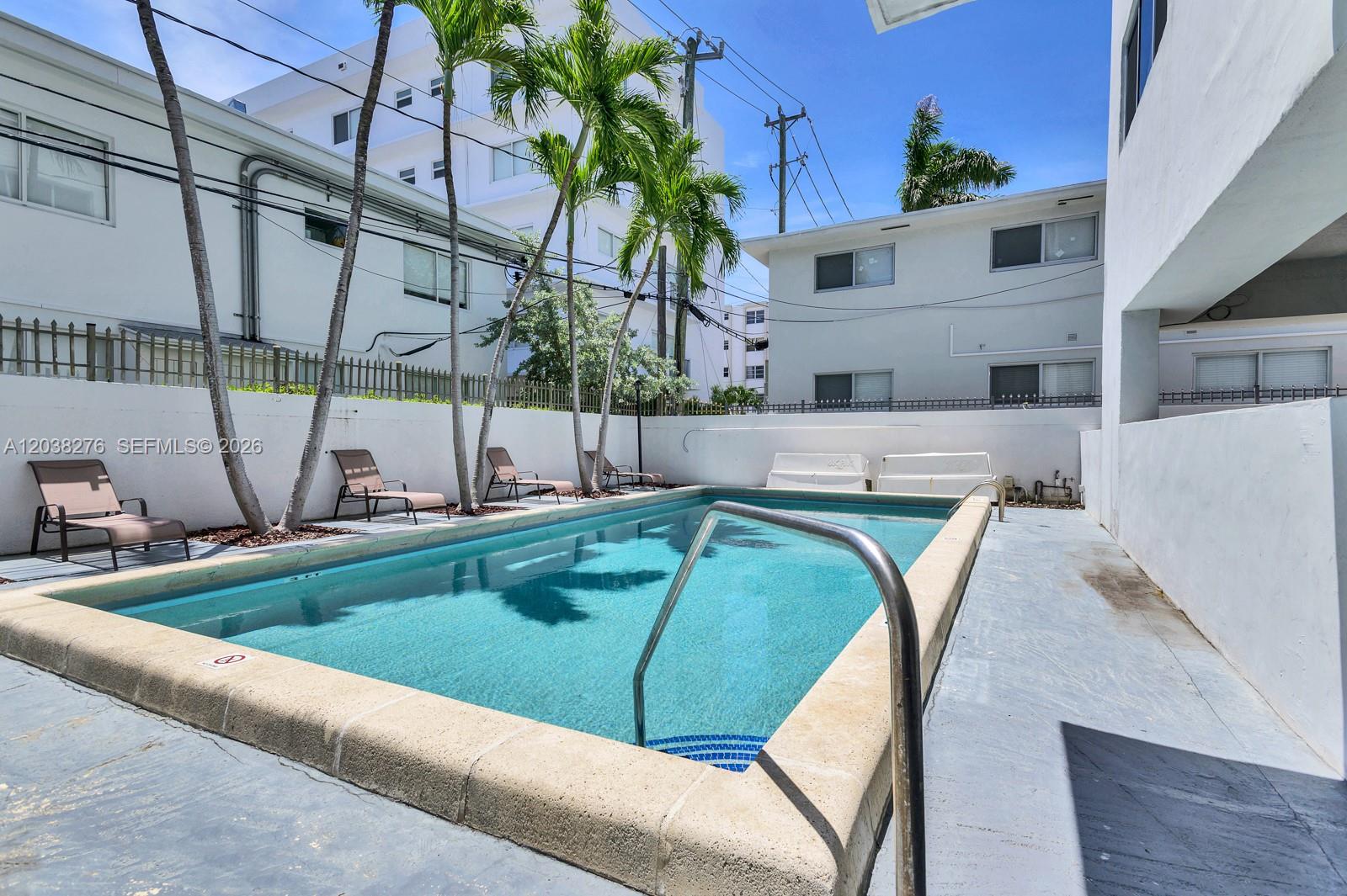 1605 Bay Road, Unit 308 Miami Beach, FL 33139 - Photo 24 of 32