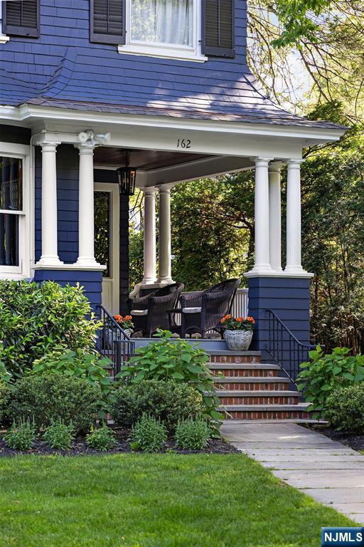 162 Union Street Montclair, NJ 07042 - Photo 2 of 49