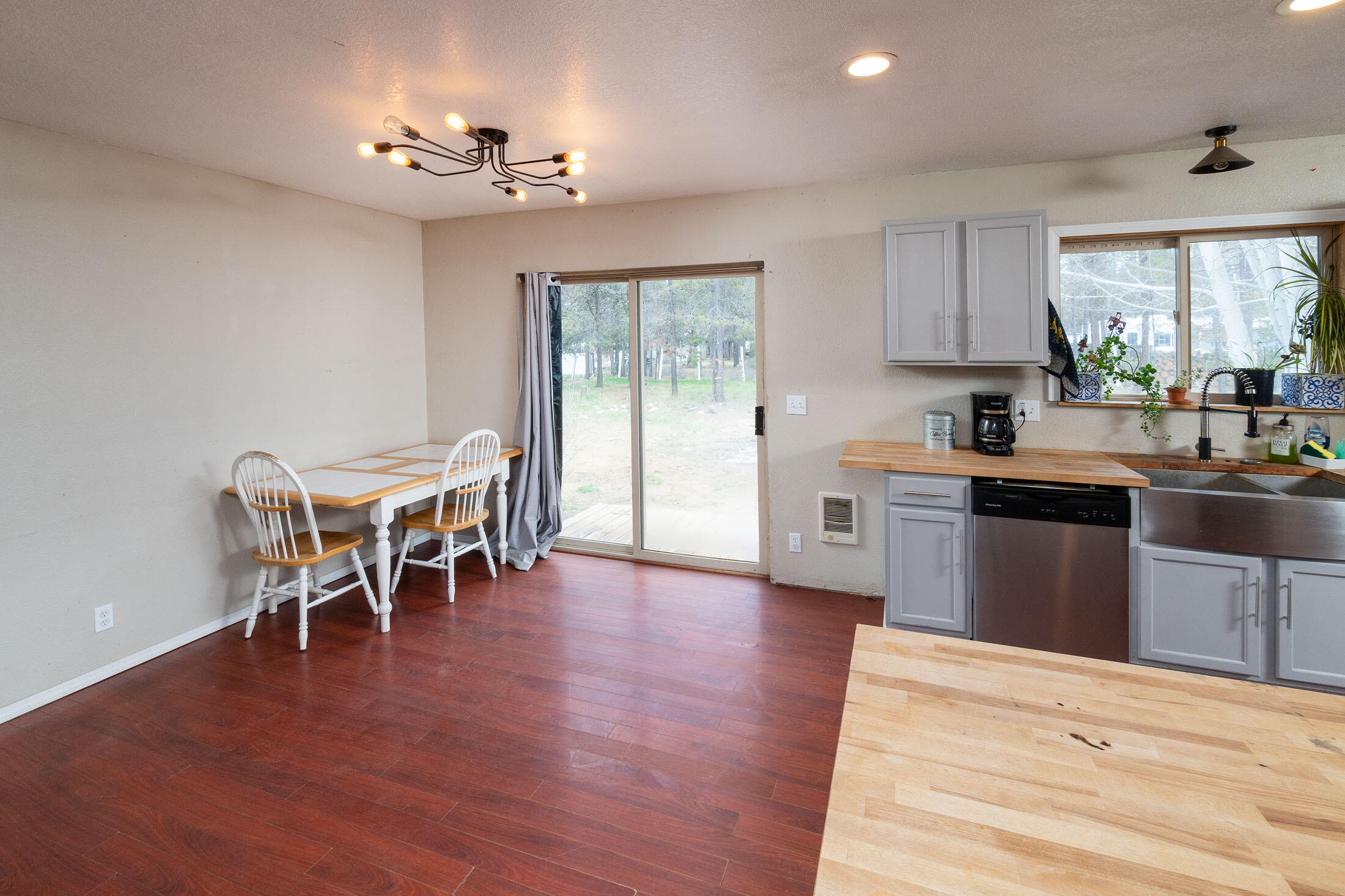 51467 Ash Road La Pine, OR 97739 - Photo 7 of 23 51467 Ash Rd_0204 copy
