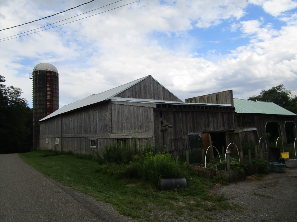 139 Burts Road Kirkwood, NY 13795 - Photo 7 of 37