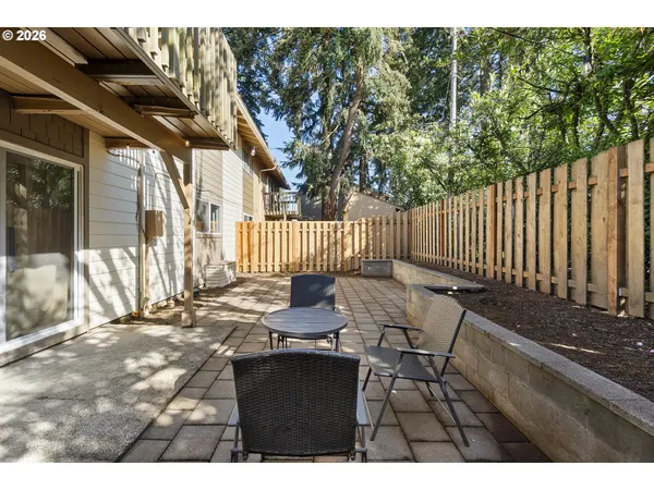 $219,999 | 16851 Southeast Powell Boulevard, Portland, OR 97236