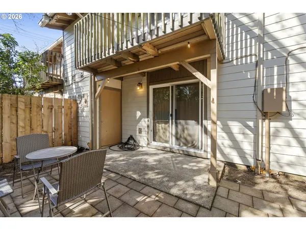 $219,999 | 16851 Southeast Powell Boulevard, Portland, OR 97236