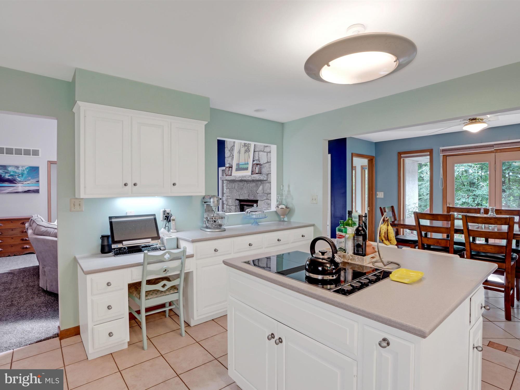 2058 St Peters Road Pottstown, PA 19465 - Photo 12 of 39 Bright and Cheerful with a home office area!