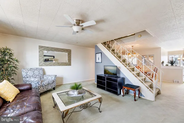 $329,997 | 3602 Essex Lane, Philadelphia, PA 19114