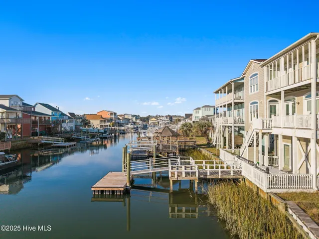 $990,000 | 109 Salisbury Street, Holden Beach, NC 28462
