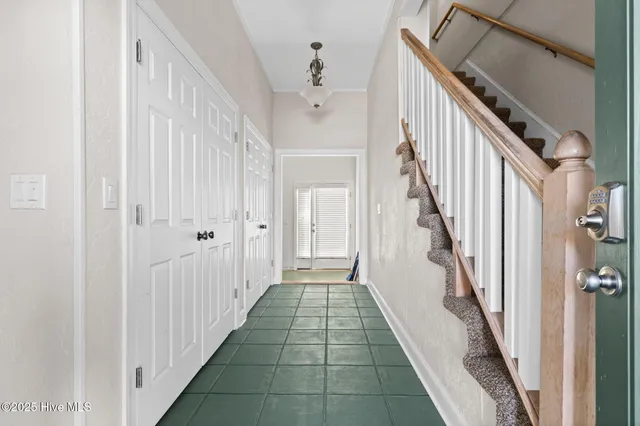 $990,000 | 109 Salisbury Street, Holden Beach, NC 28462