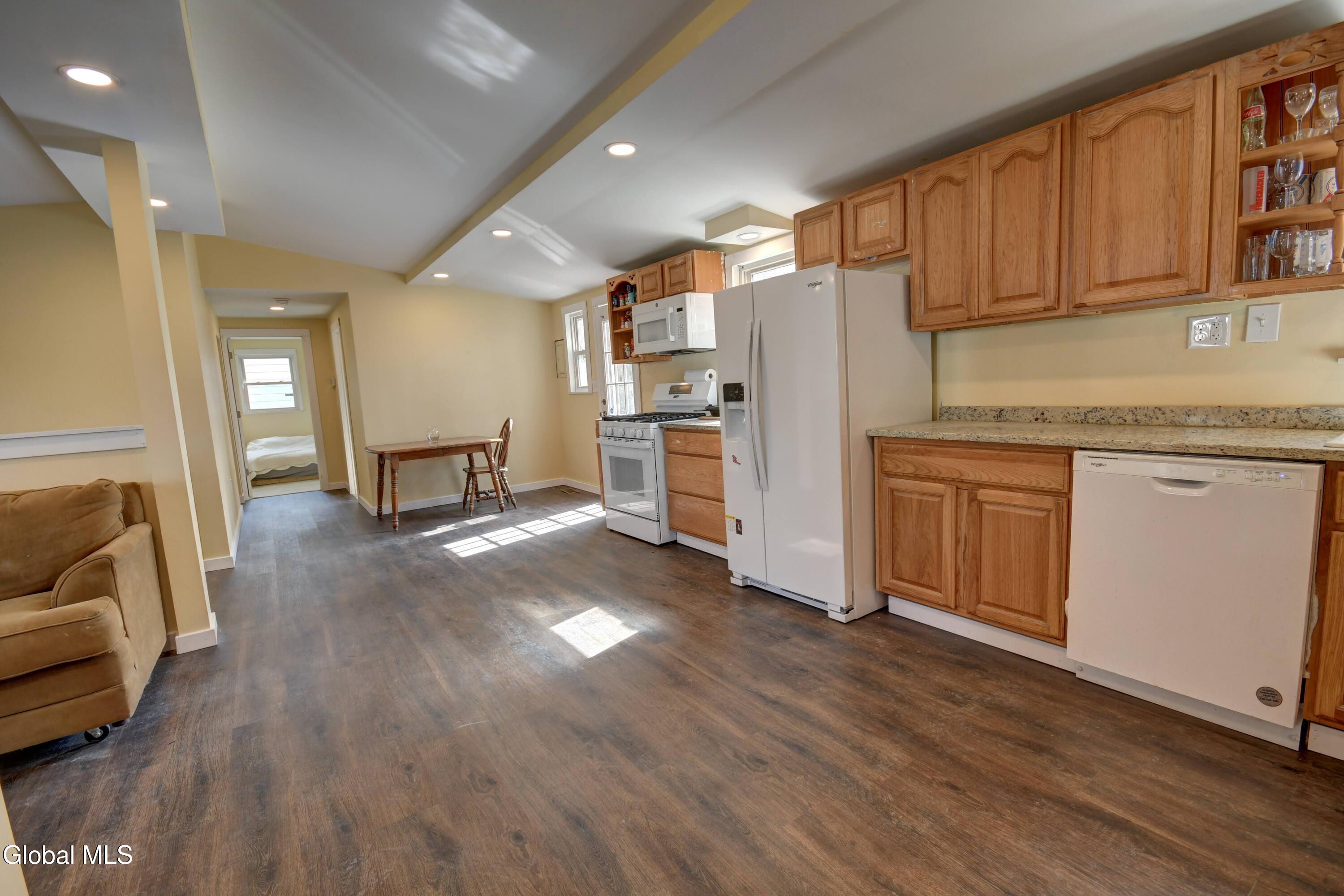 10 Brant Road Johnstown, NY 12095 - Photo 15 of 53 10 Brandt-68