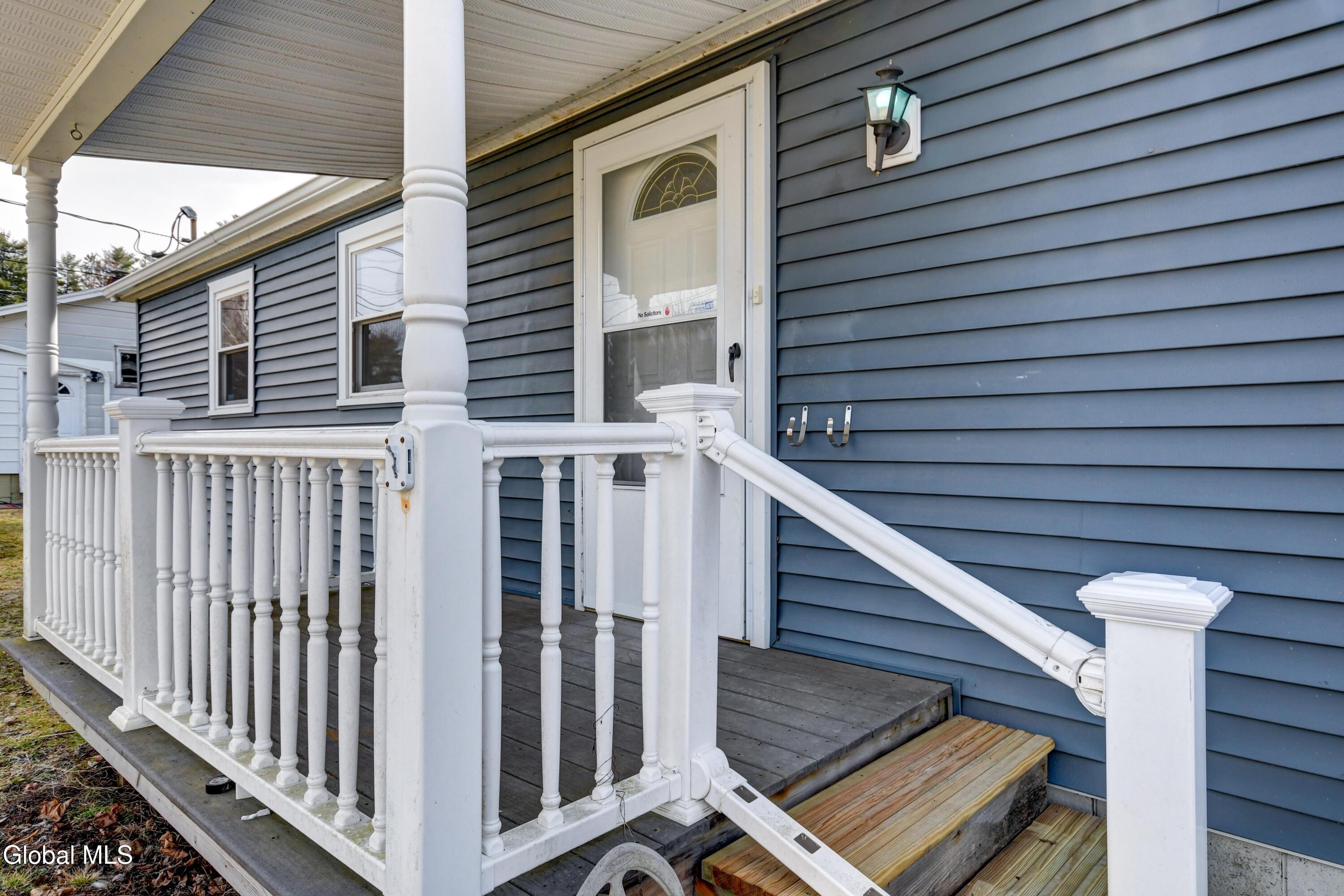 10 Brant Road Johnstown, NY 12095 - Photo 3 of 53 10 Brandt-71