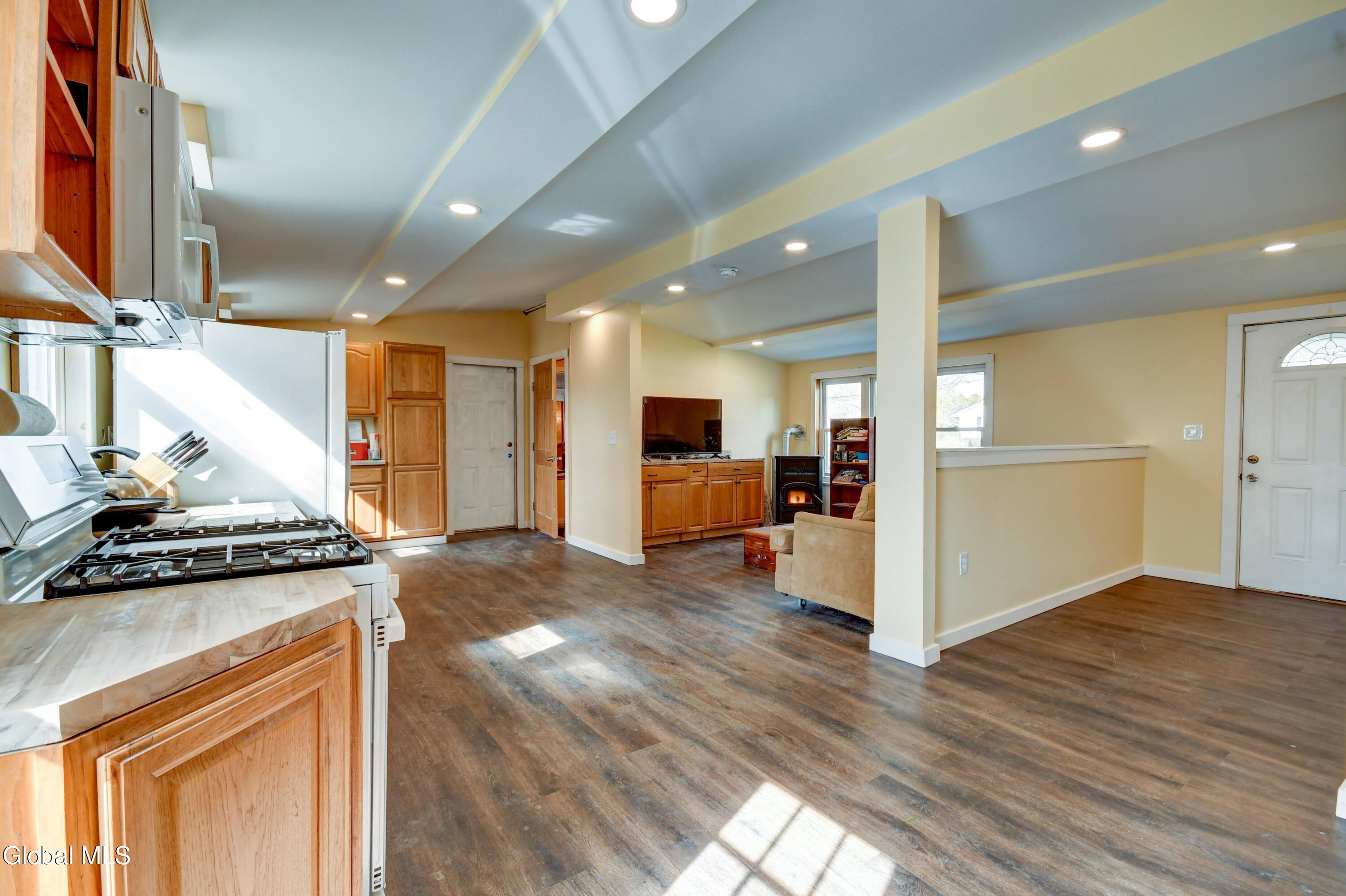 10 Brant Road Johnstown, NY 12095 - Photo 10 of 53 10 Brandt-40