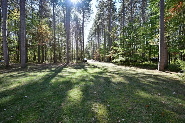 $129,900 | 4800 North Basswood Drive, Webster, WI 54893