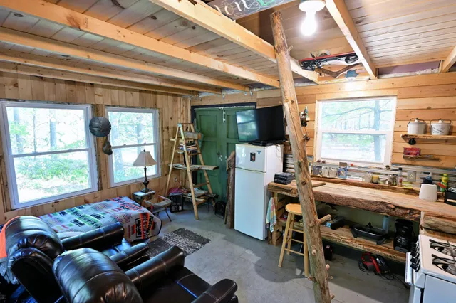 $129,900 | 4800 North Basswood Drive, Webster, WI 54893