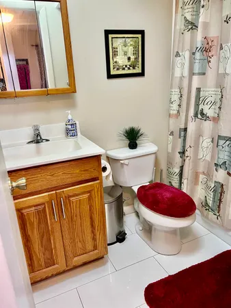 $124,999 | 9261 Sunrise Lakes Boulevard, Unit 304, Sunrise, FL 33322