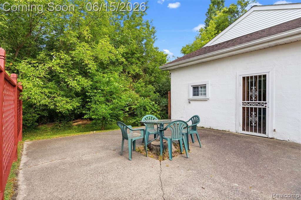 7447 Russell Street Davison, MI 48423 - Photo 35 of 44